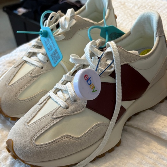 New Balance White and Burgundy Sneakers - Picture 10 of 10